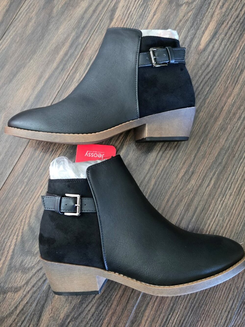 JEOSSY Milan Black Leather Ankle Boots Women's NWT/SIZE 9
